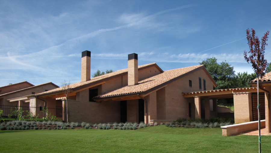 CLICK FOR GALLERY COPERTINA_FABRICA